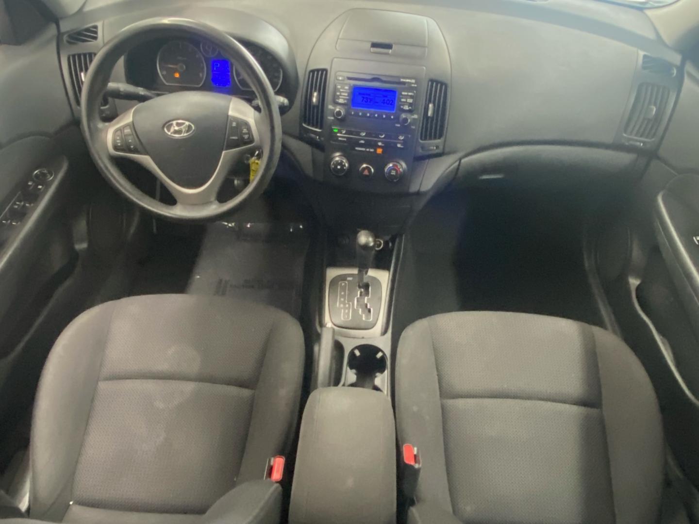 2012 RED /Gray Hyundai Elantra Touring SE Manual (KMHDC8AE5CU) with an 2.0L L4 DOHC 16V engine, 5-Speed Automatic transmission, located at 533 S West End Blvd., Quakertown, PA, 18951, (877) 257-4995, 40.343994, -75.303604 - INCLUDED IN THE SALE PRICE OF EVERY VEHICLE: 48 Hour Money Back Guarantee 6 Month - 6,000 Mile Warranty Brand New PA State Inspection & Emission $10 Oil Changes for the Life of the Loan Complete CARFAX - Photo#6